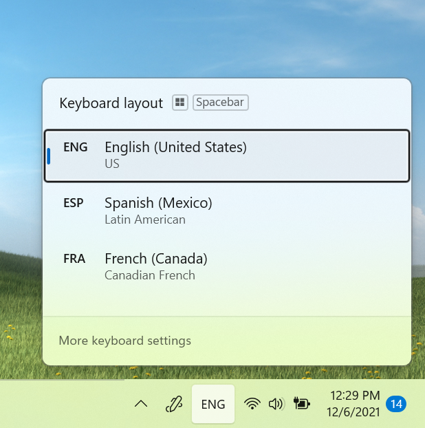 带有丙烯酸背景的输入切换器 UI。